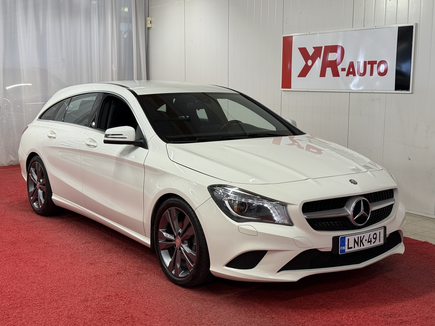 MERCEDES-BENZ CLA 2016
