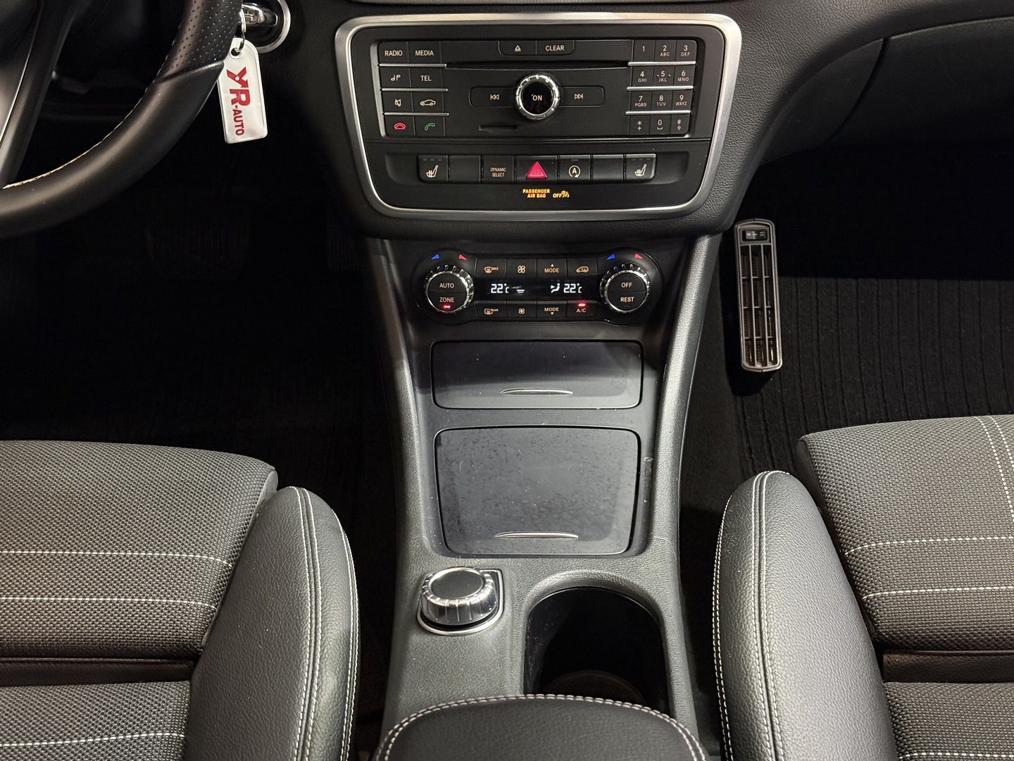 MERCEDES-BENZ CLA 2016