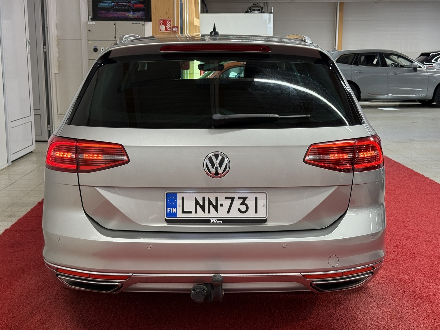 VOLKSWAGEN Passat 2016