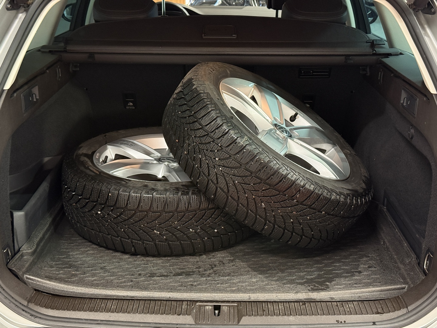 VOLKSWAGEN Passat 2016