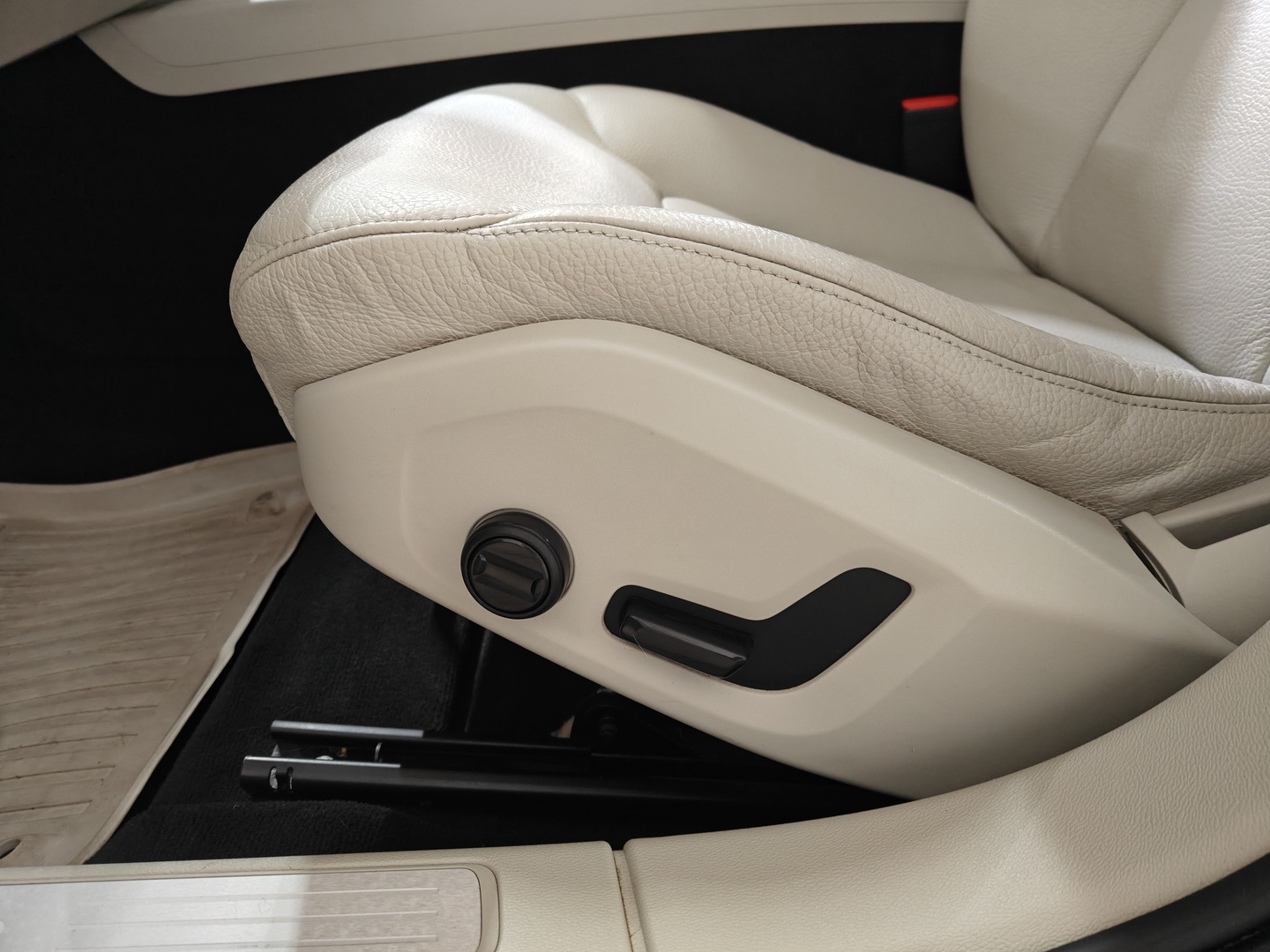 VOLVO V60 2019