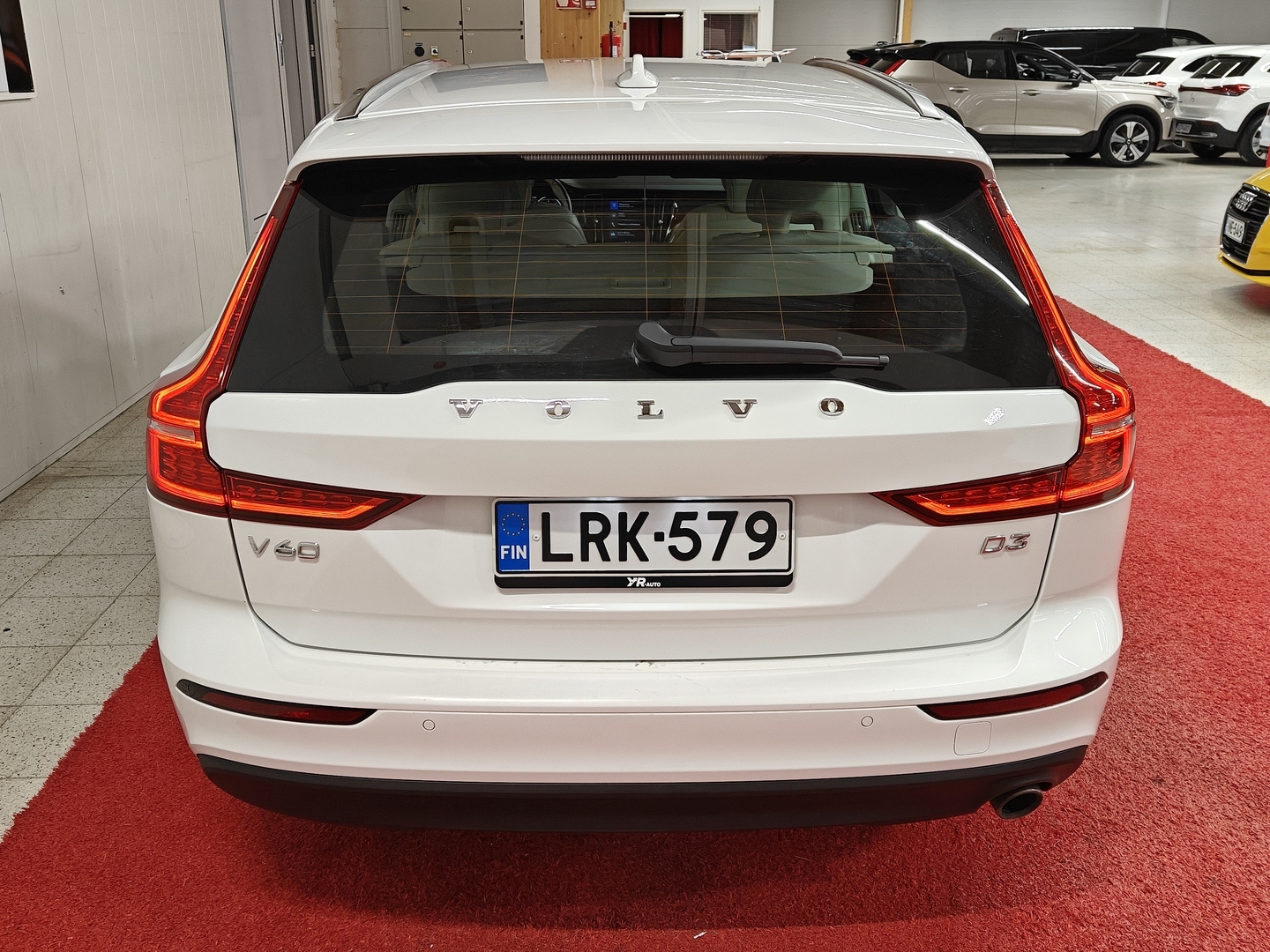 VOLVO V60 2019