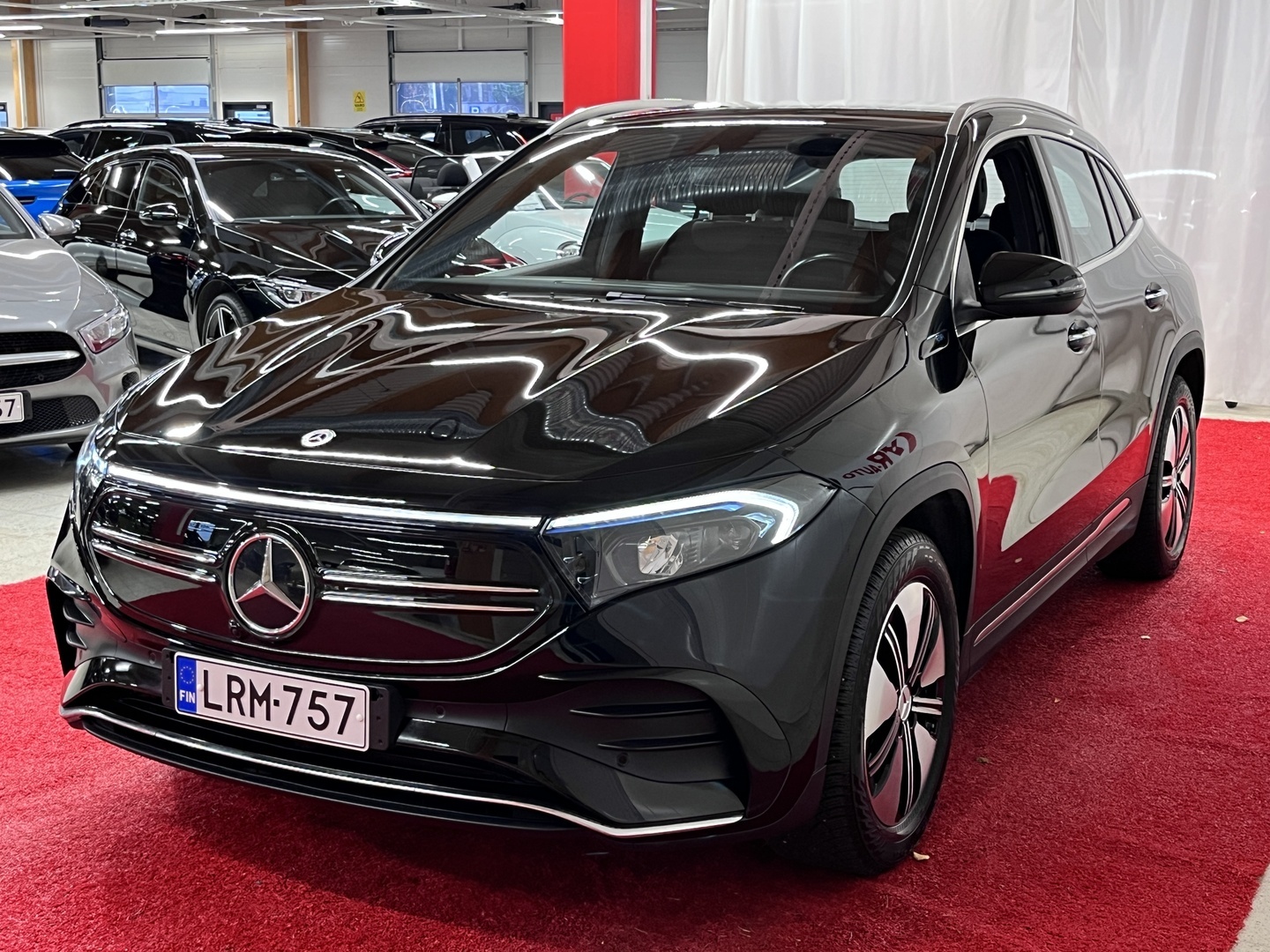 MERCEDES-BENZ EQA 2022