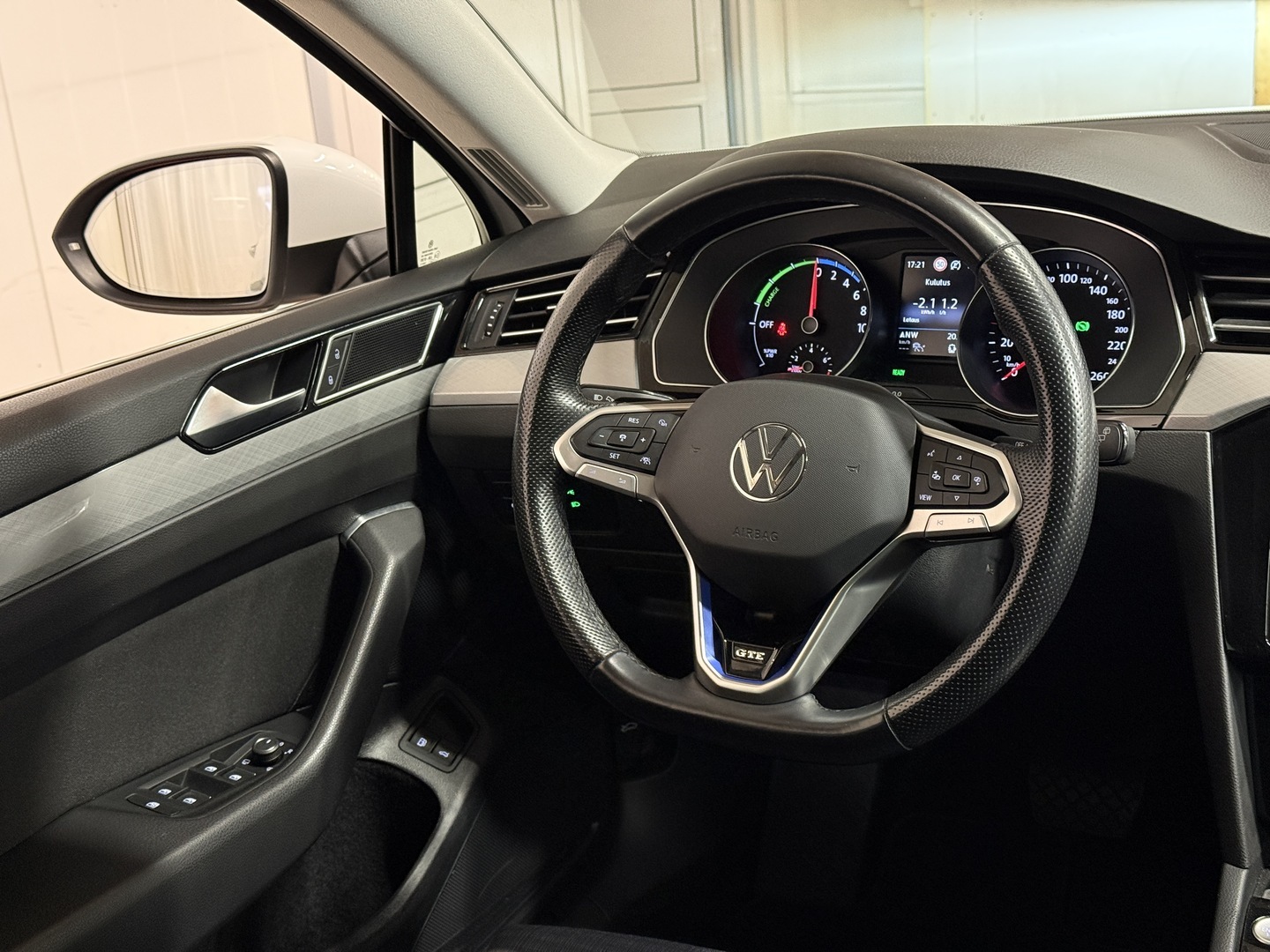 VOLKSWAGEN Passat 2021