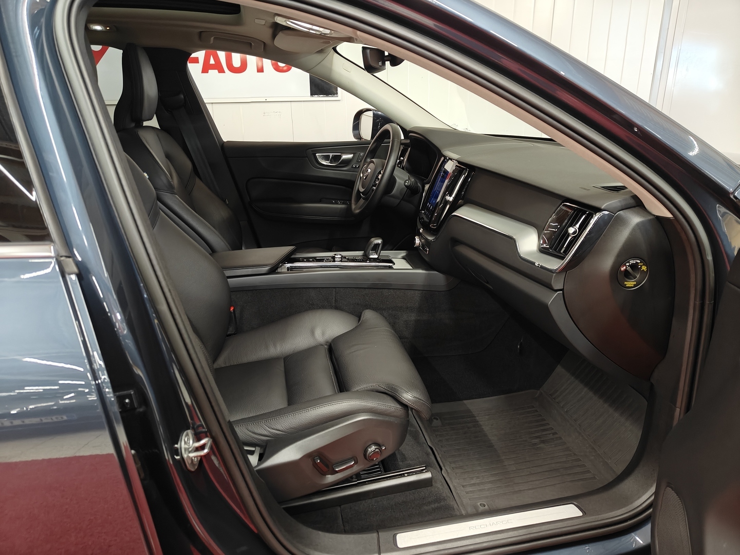 VOLVO XC60 13
