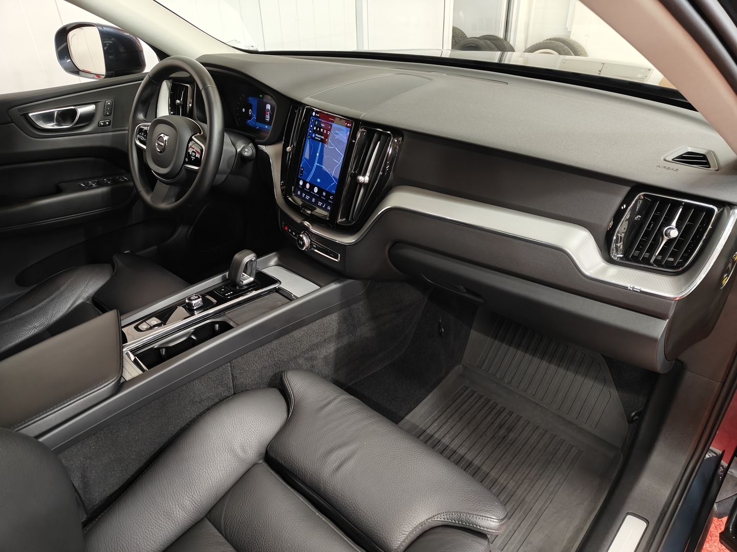 VOLVO XC60 14