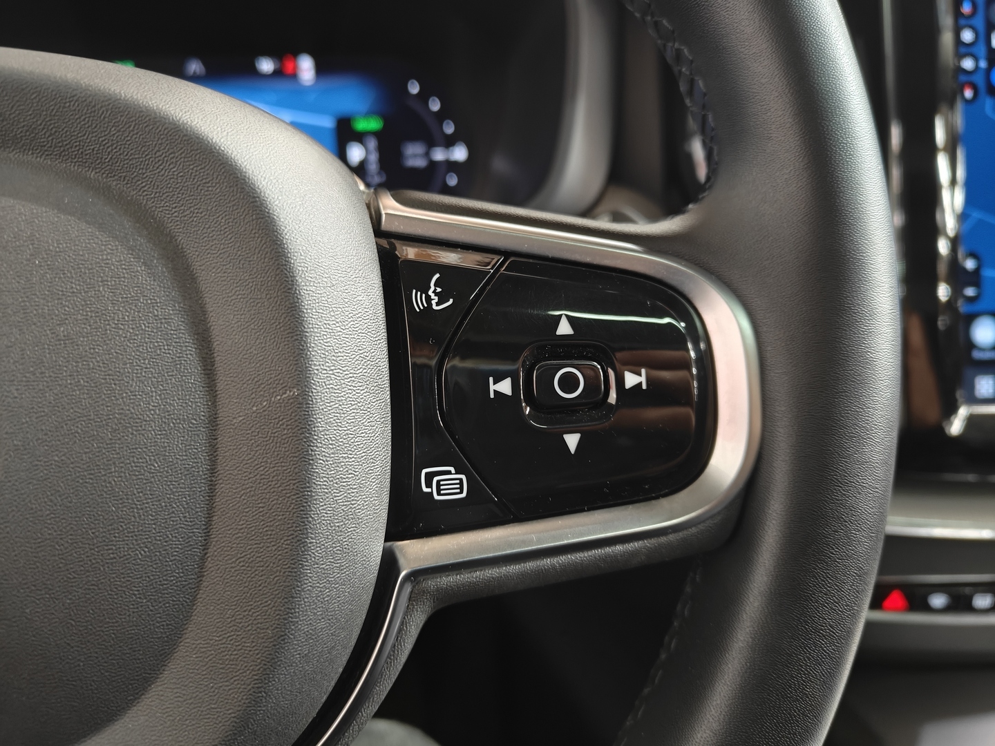 VOLVO XC60 27