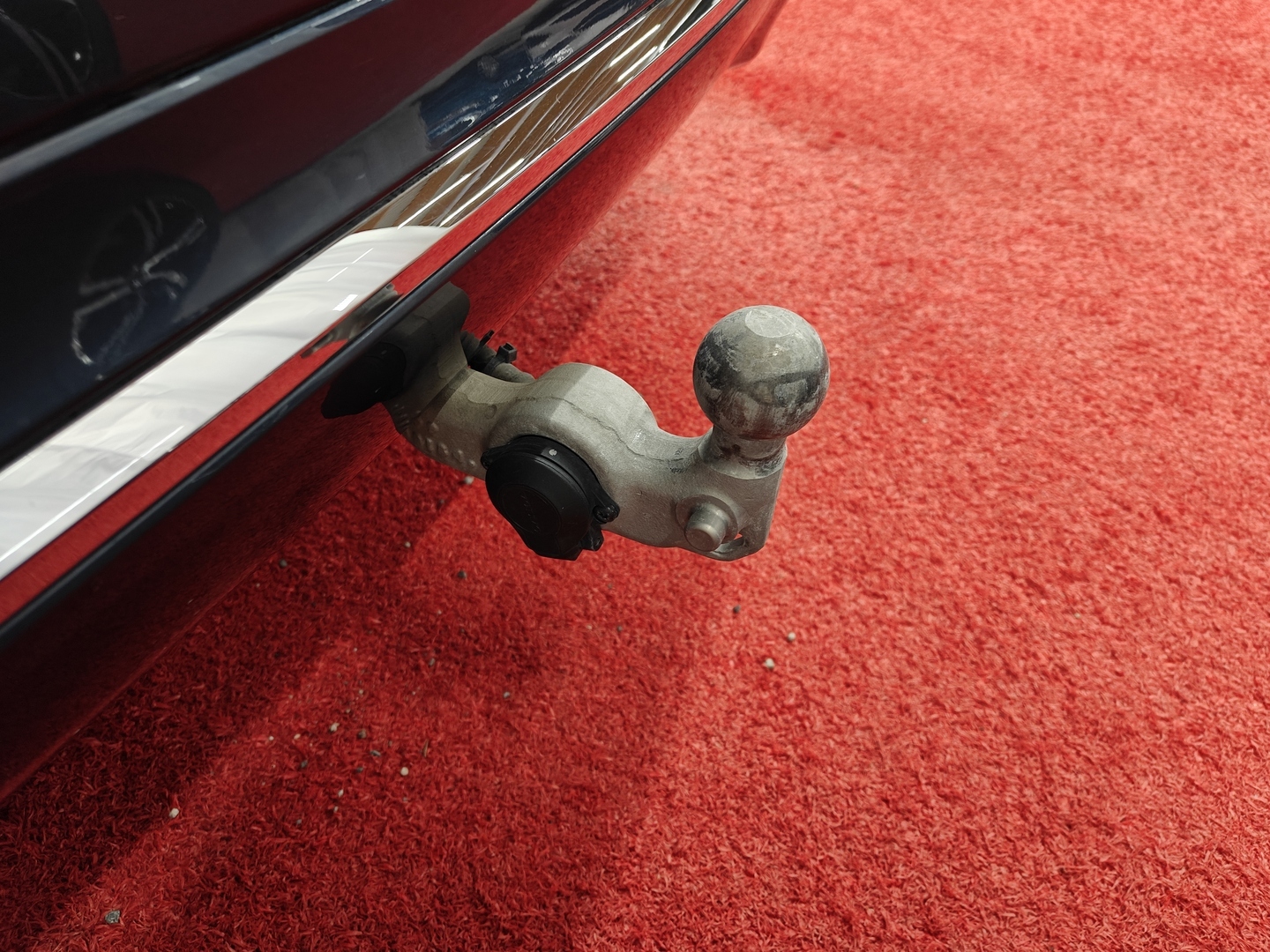 VOLVO XC60 7