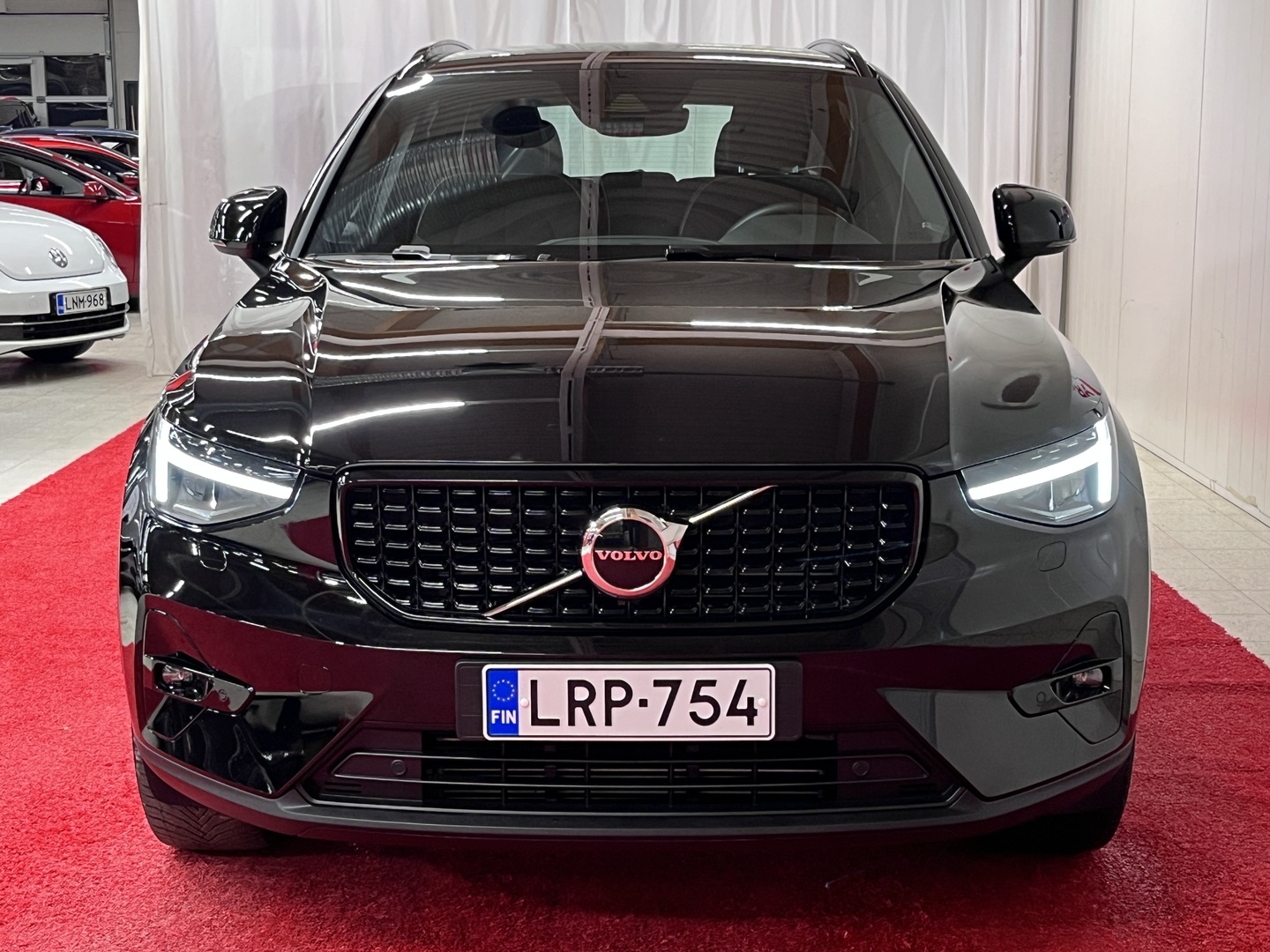 VOLVO XC40 2023