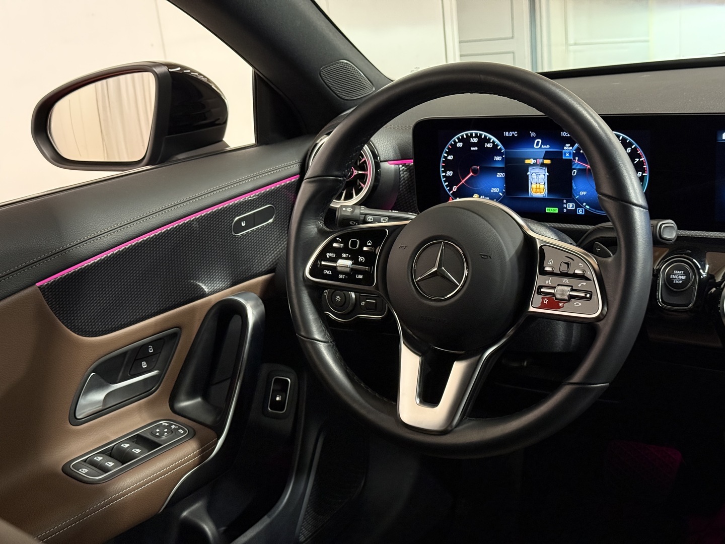 MERCEDES-BENZ CLA 2023