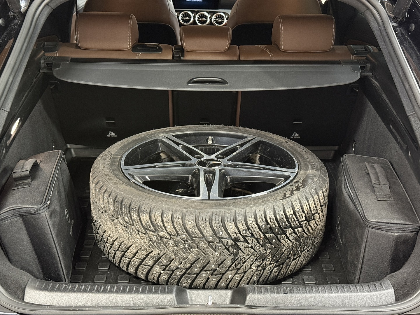 MERCEDES-BENZ CLA 2023