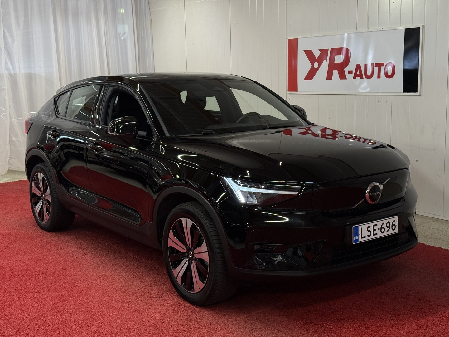 VOLVO C40 2023