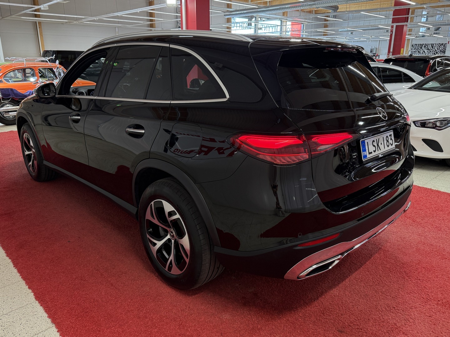MERCEDES-BENZ GLC 2023