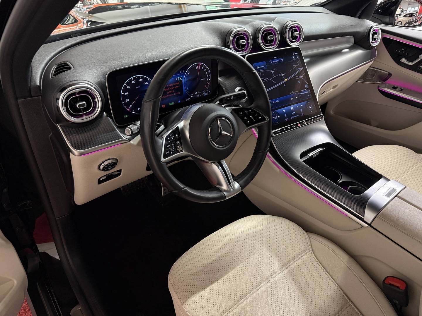 MERCEDES-BENZ GLC 2023