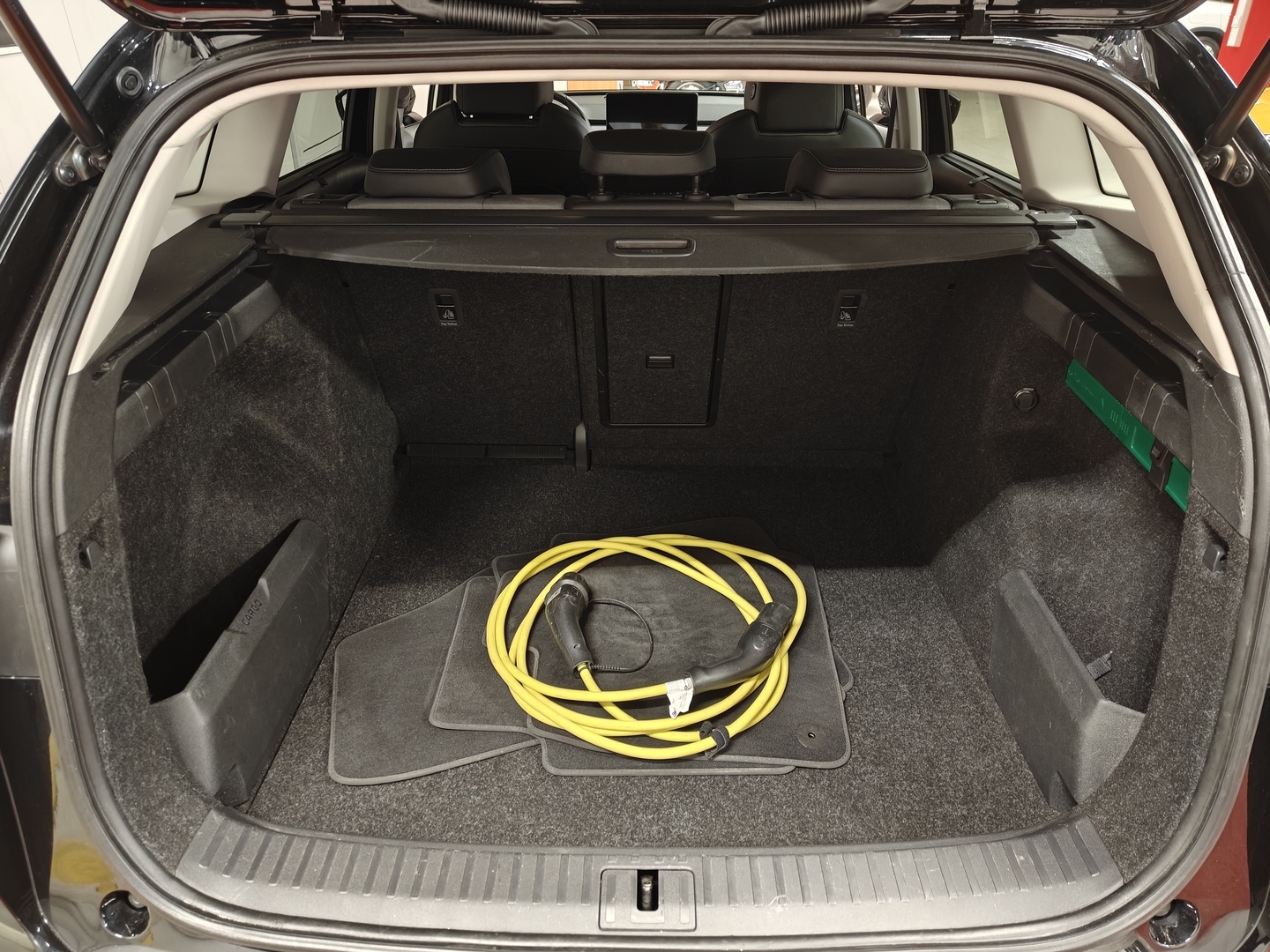 SKODA Enyaq 2023