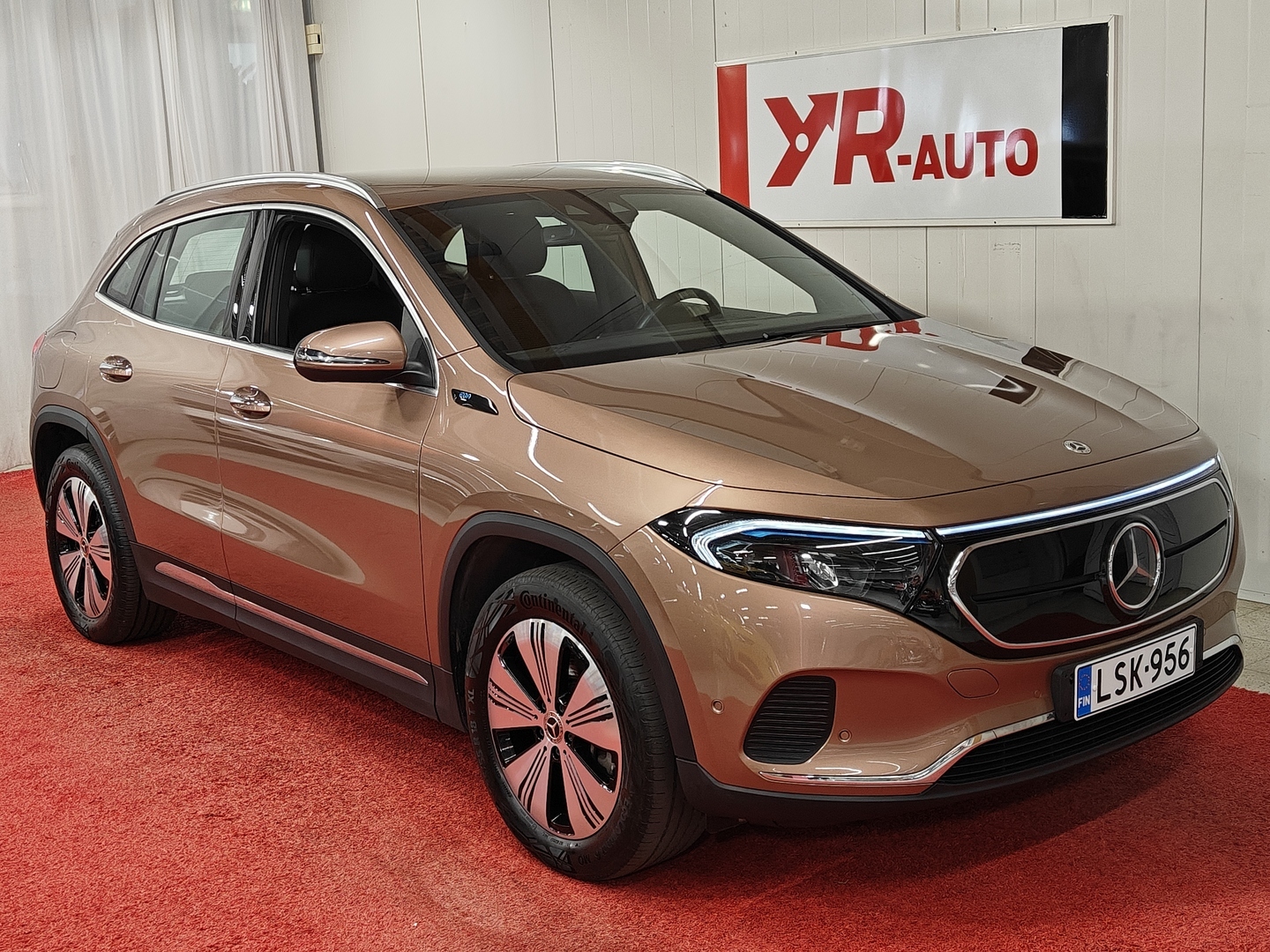 MERCEDES-BENZ EQA 2023