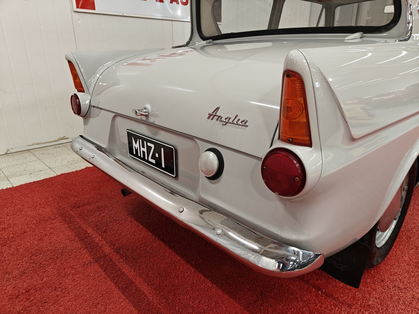 FORD Anglia 1966