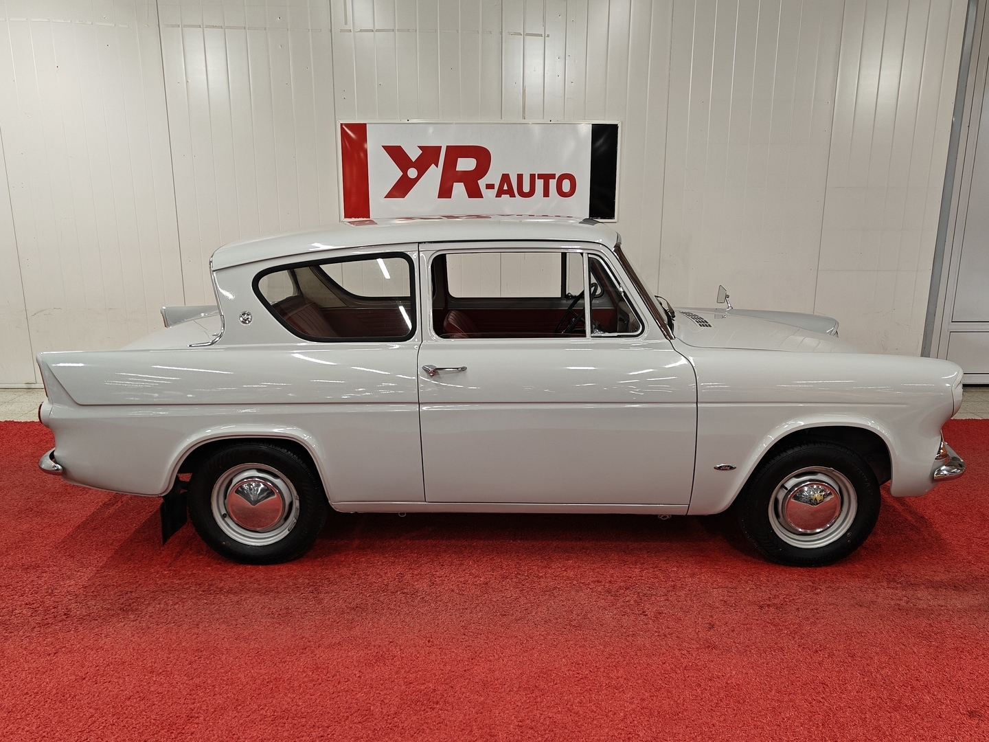 FORD Anglia 1966