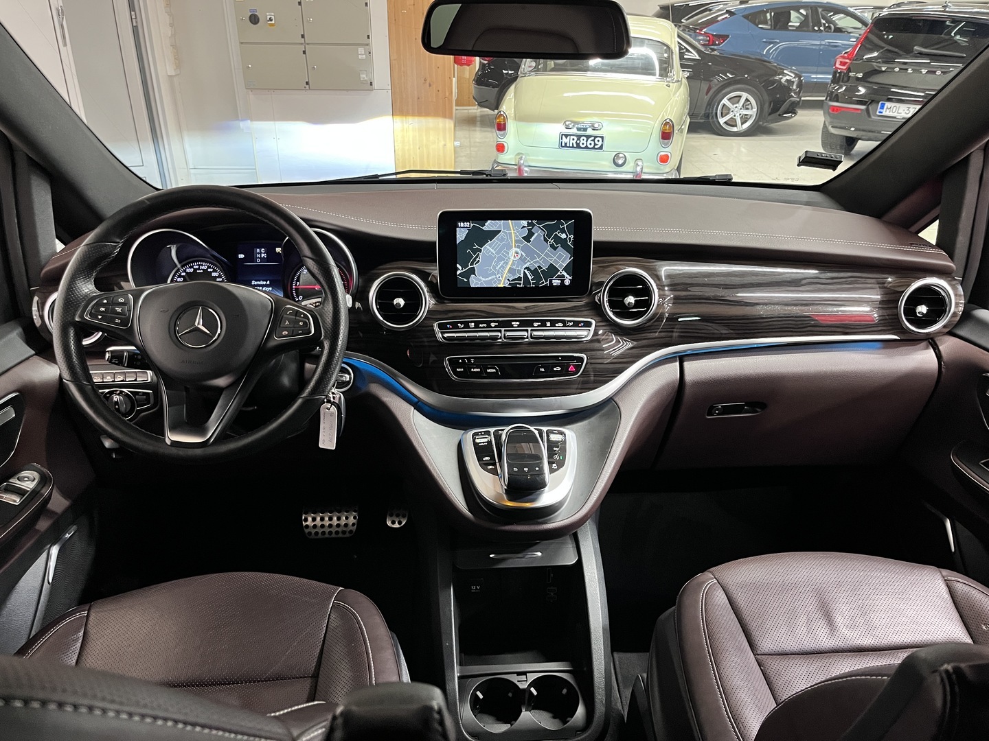 MERCEDES-BENZ V 2016