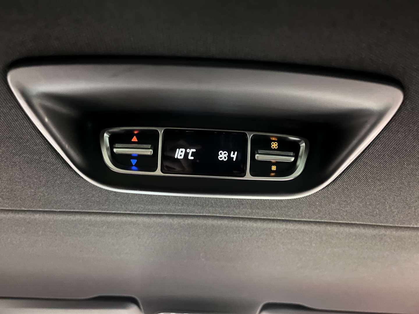 MERCEDES-BENZ V 2016