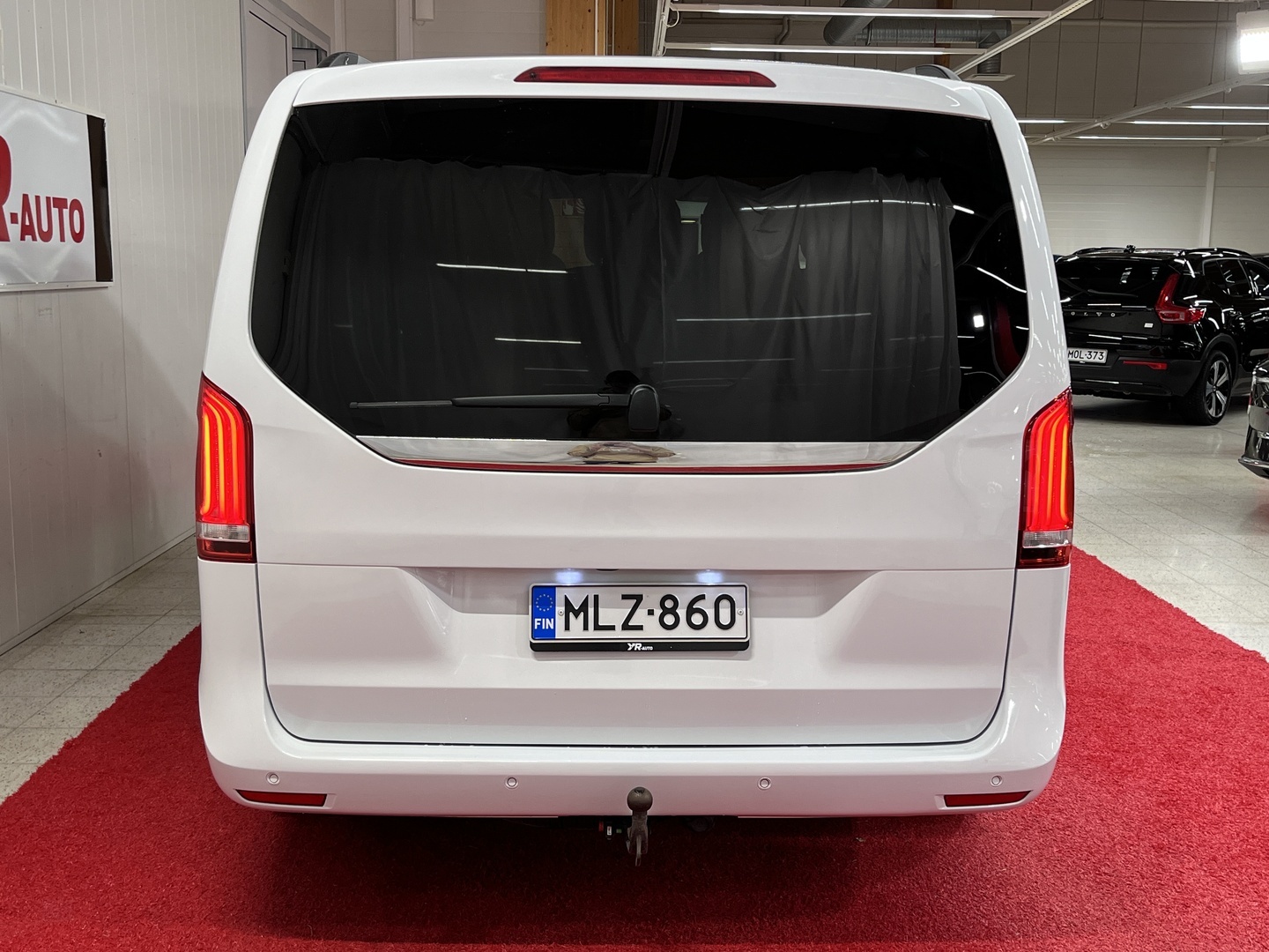 MERCEDES-BENZ V 2016