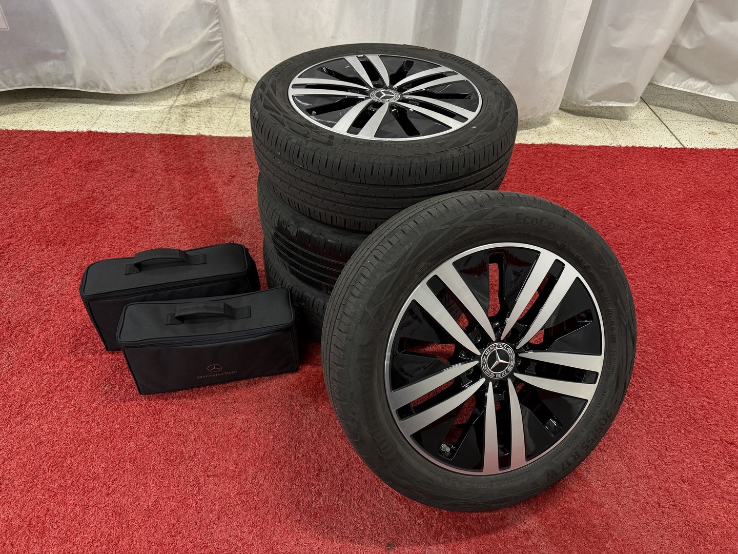 MERCEDES-BENZ A 2023