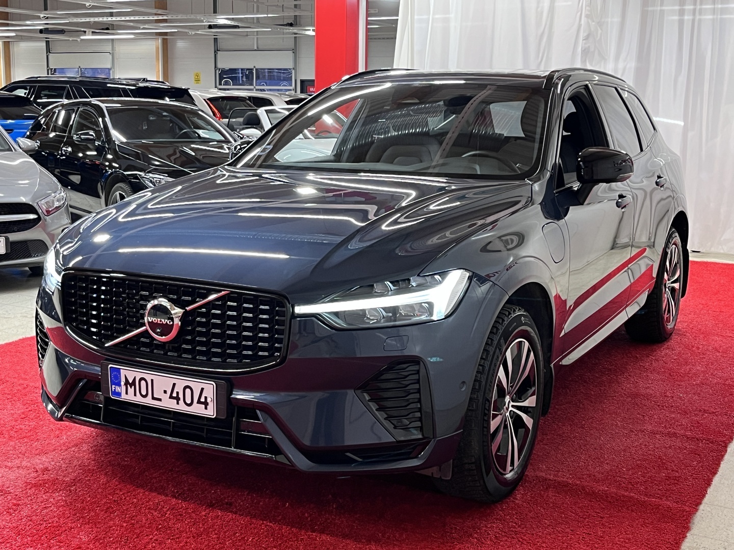 VOLVO XC60 2023