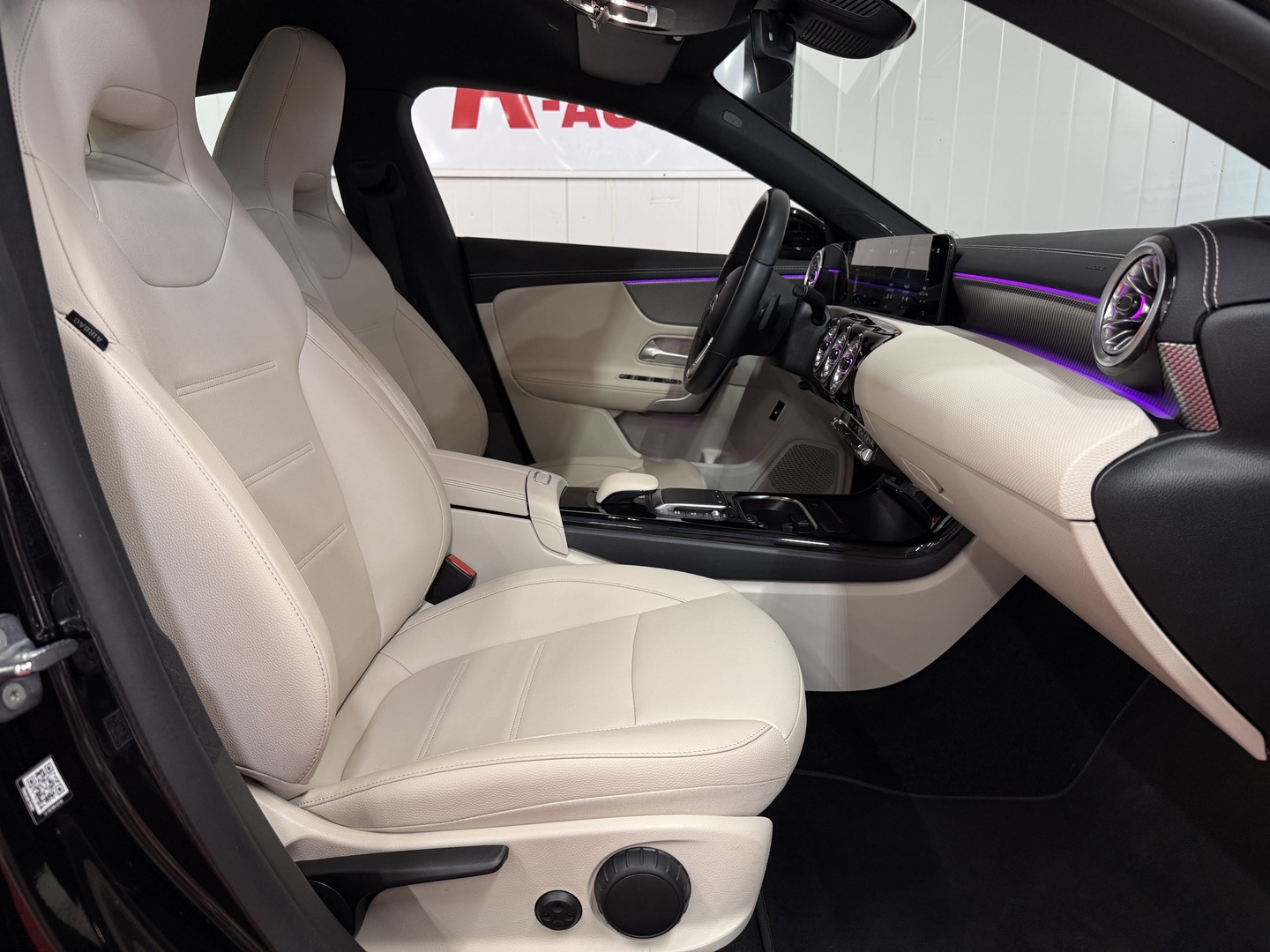 MERCEDES-BENZ CLA 2023