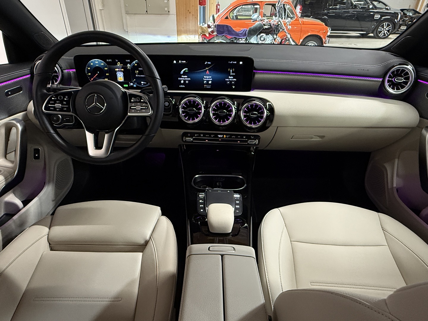 MERCEDES-BENZ CLA 2023