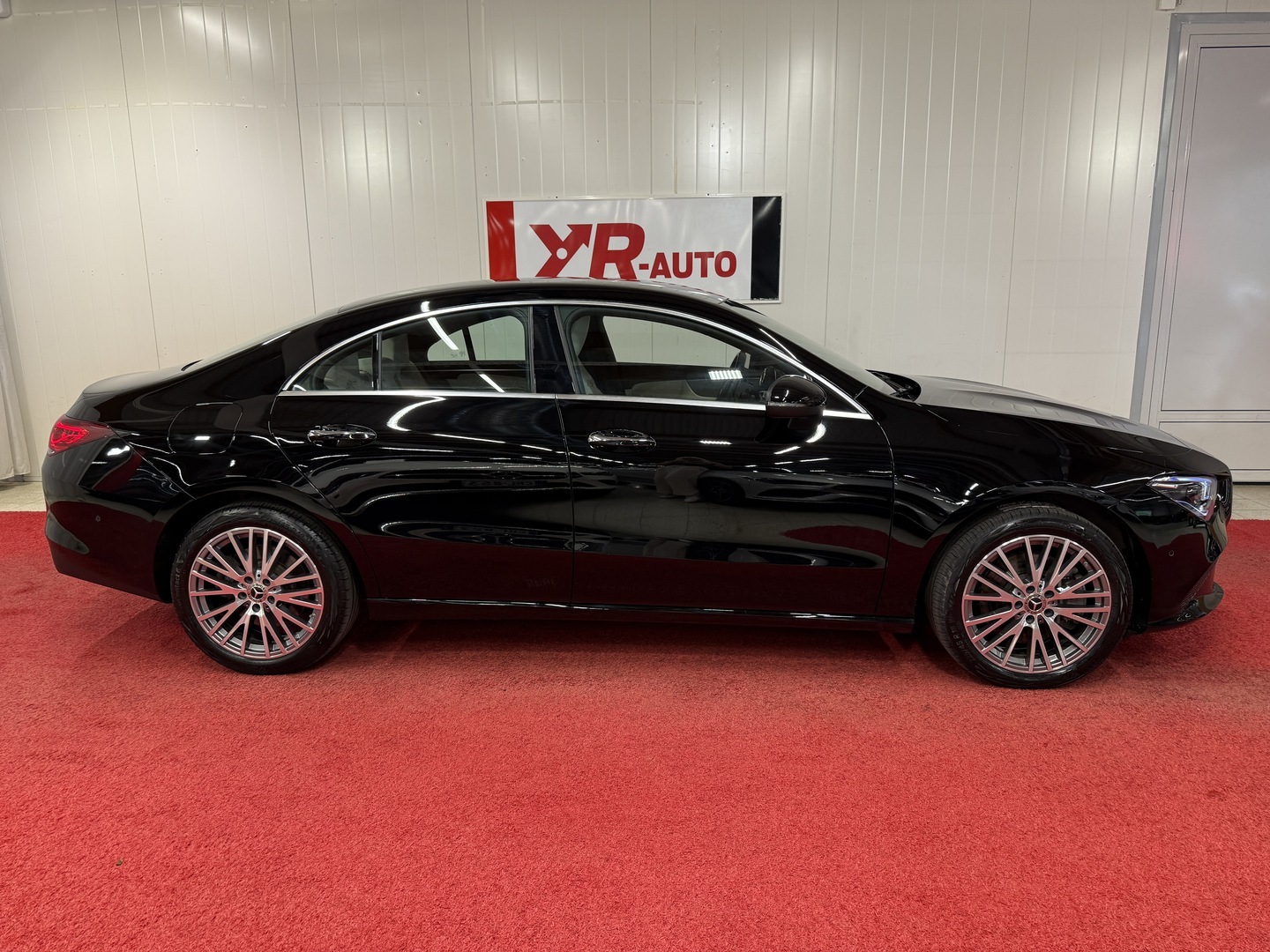 MERCEDES-BENZ CLA 2023