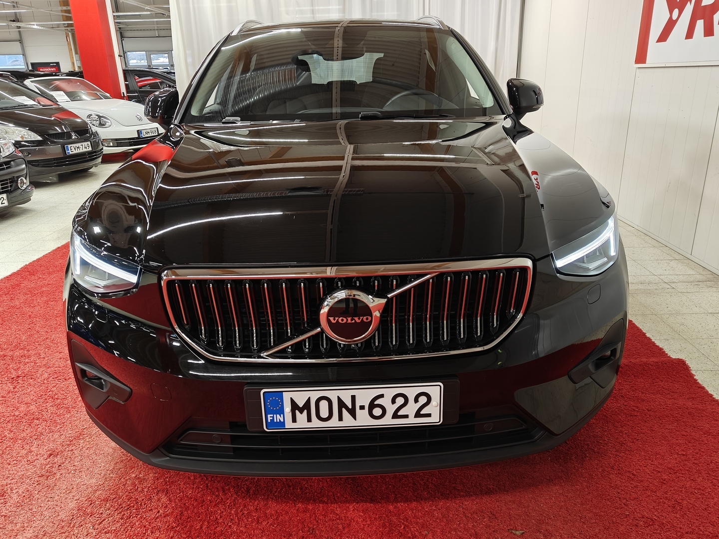 VOLVO XC40 2023