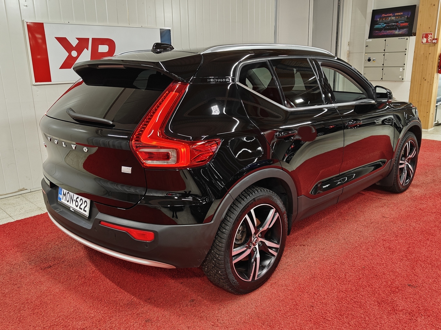 VOLVO XC40 2023
