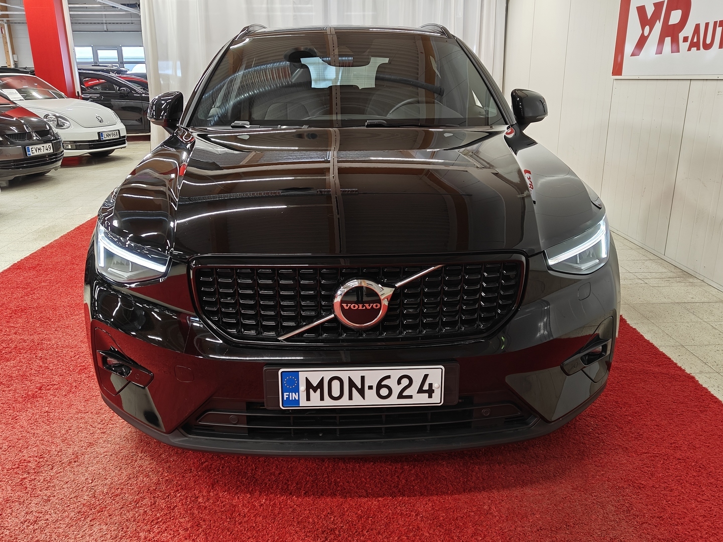 VOLVO XC40 2023