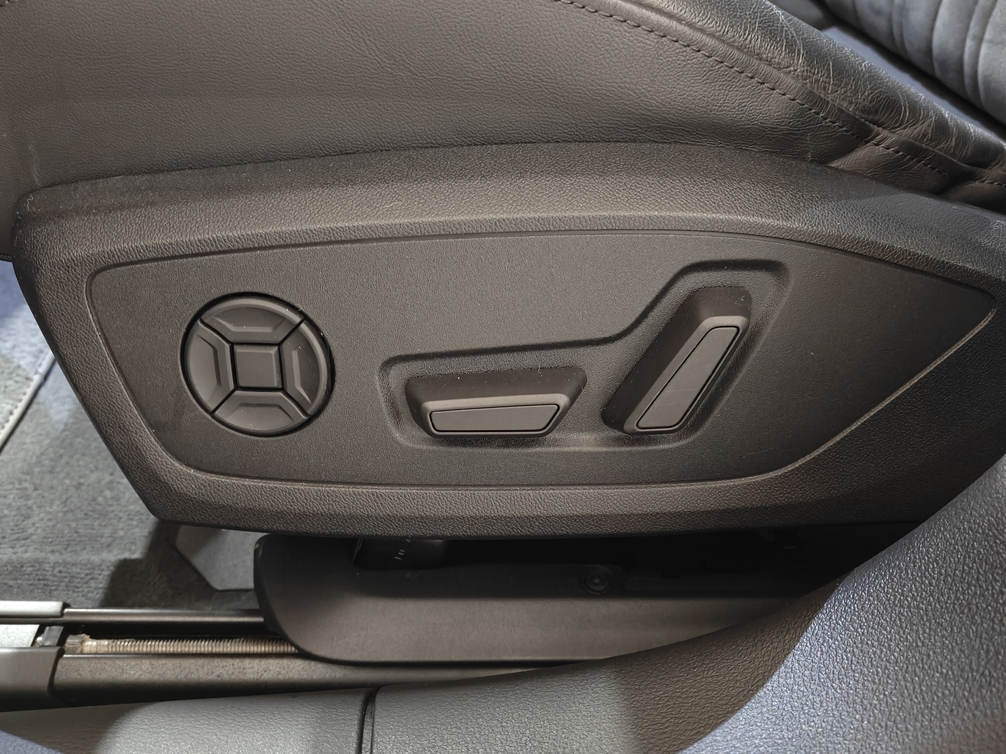 AUDI A6 allroad quattro 2023