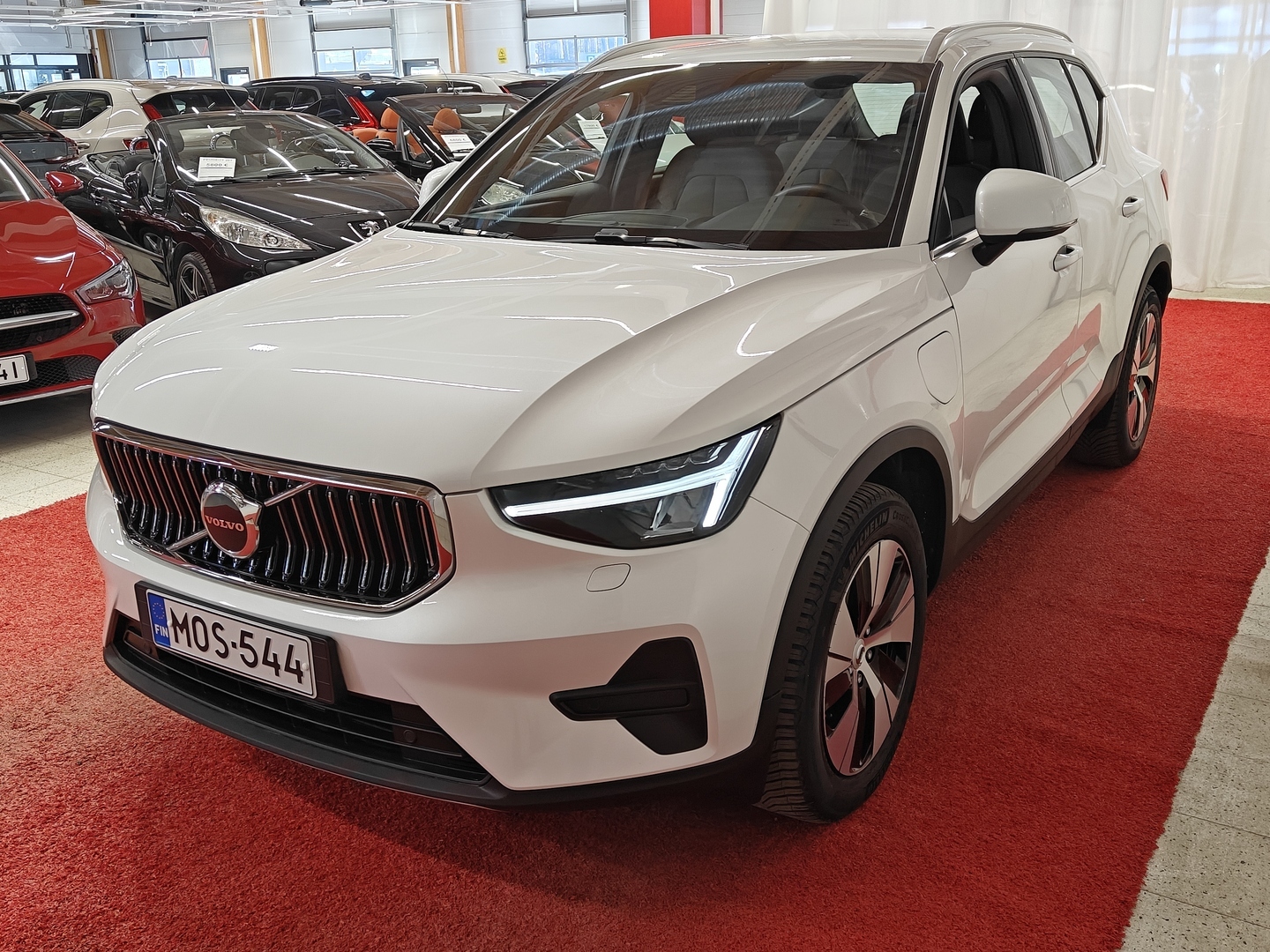 VOLVO XC40 2023