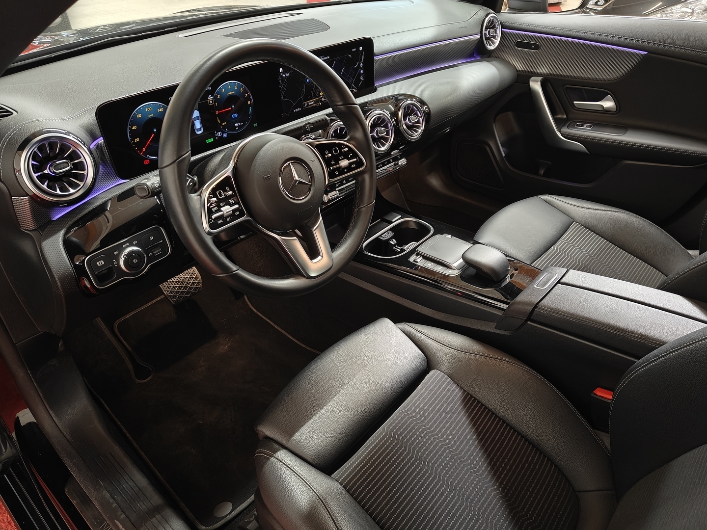 MERCEDES-BENZ CLA 2023