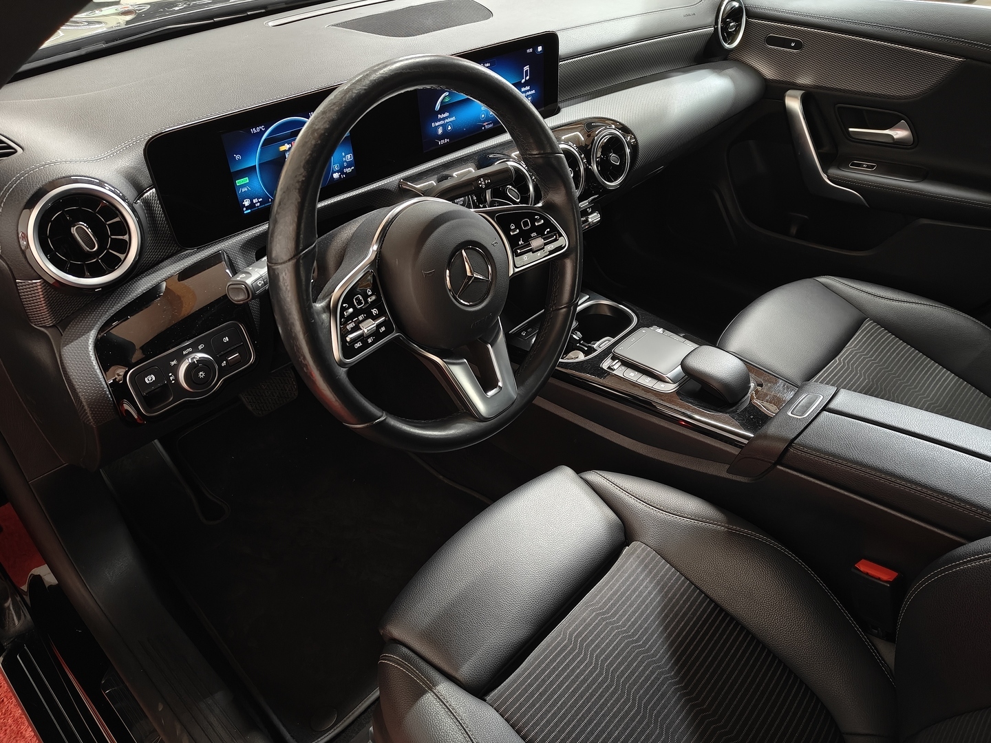 MERCEDES-BENZ CLA 2023