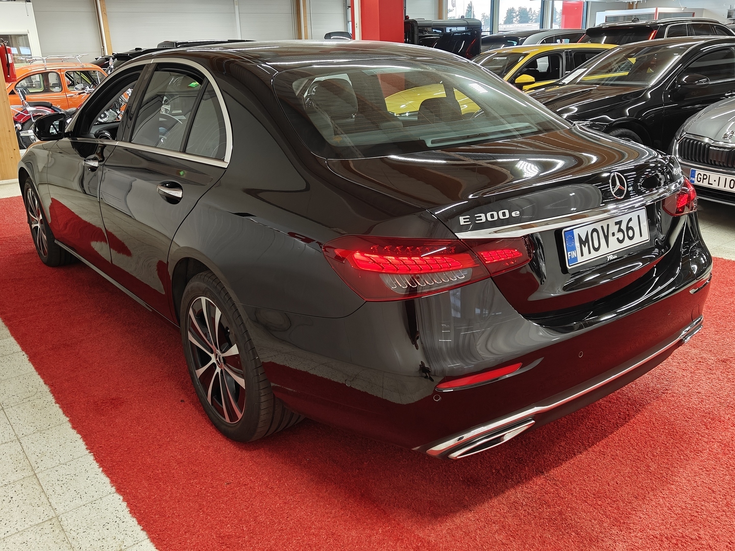 MERCEDES-BENZ E 7