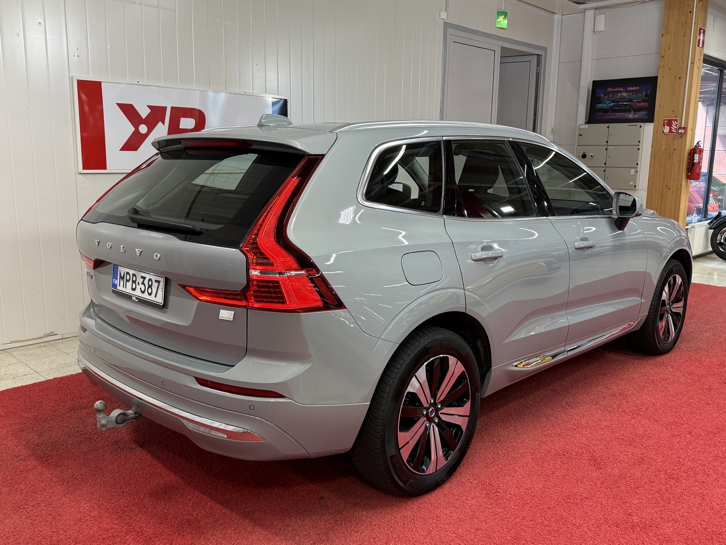 VOLVO XC60 2024