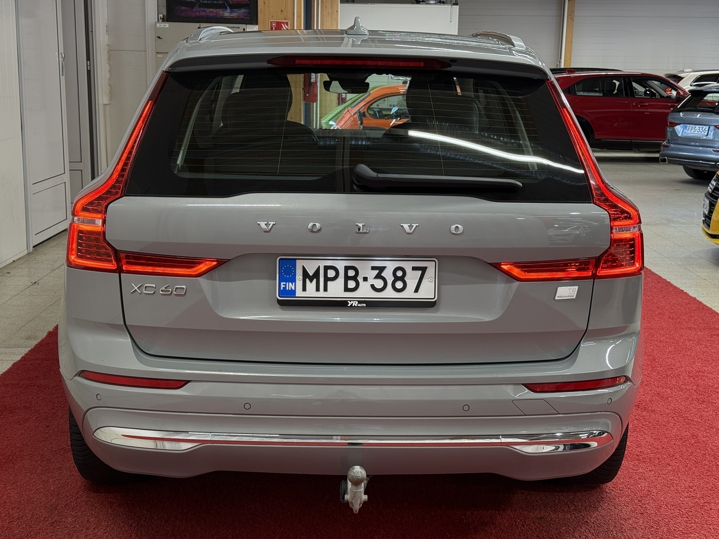 VOLVO XC60 2024