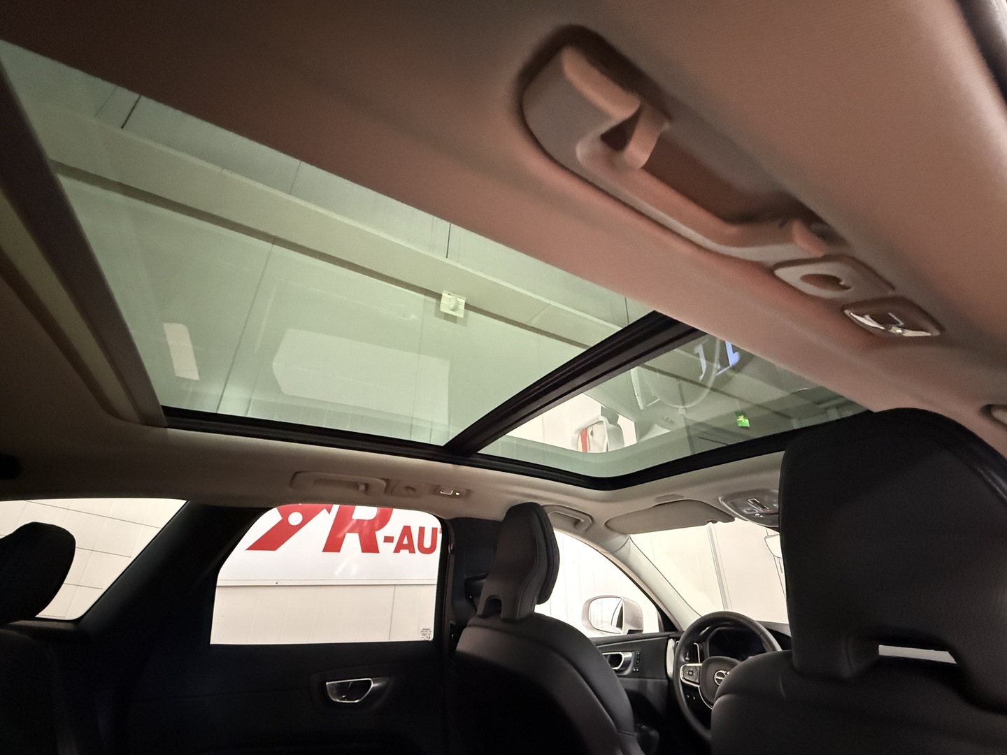 VOLVO XC60 17
