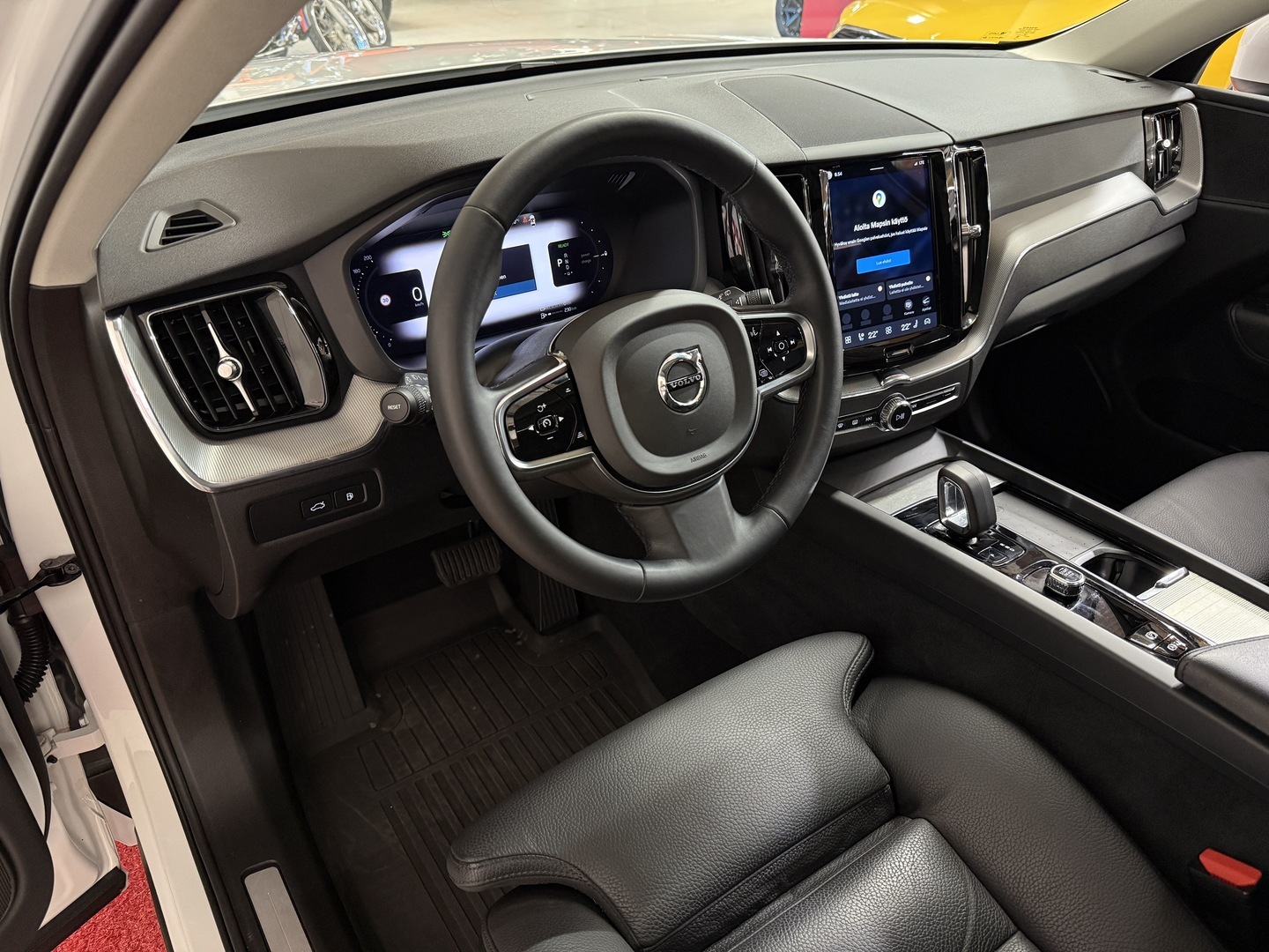 VOLVO XC60 9