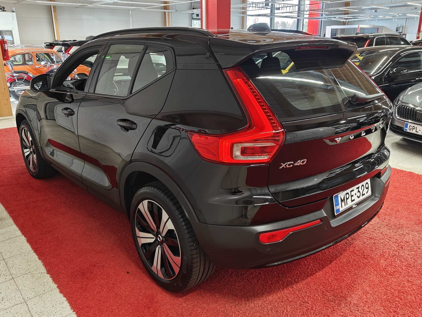 VOLVO XC40 2023