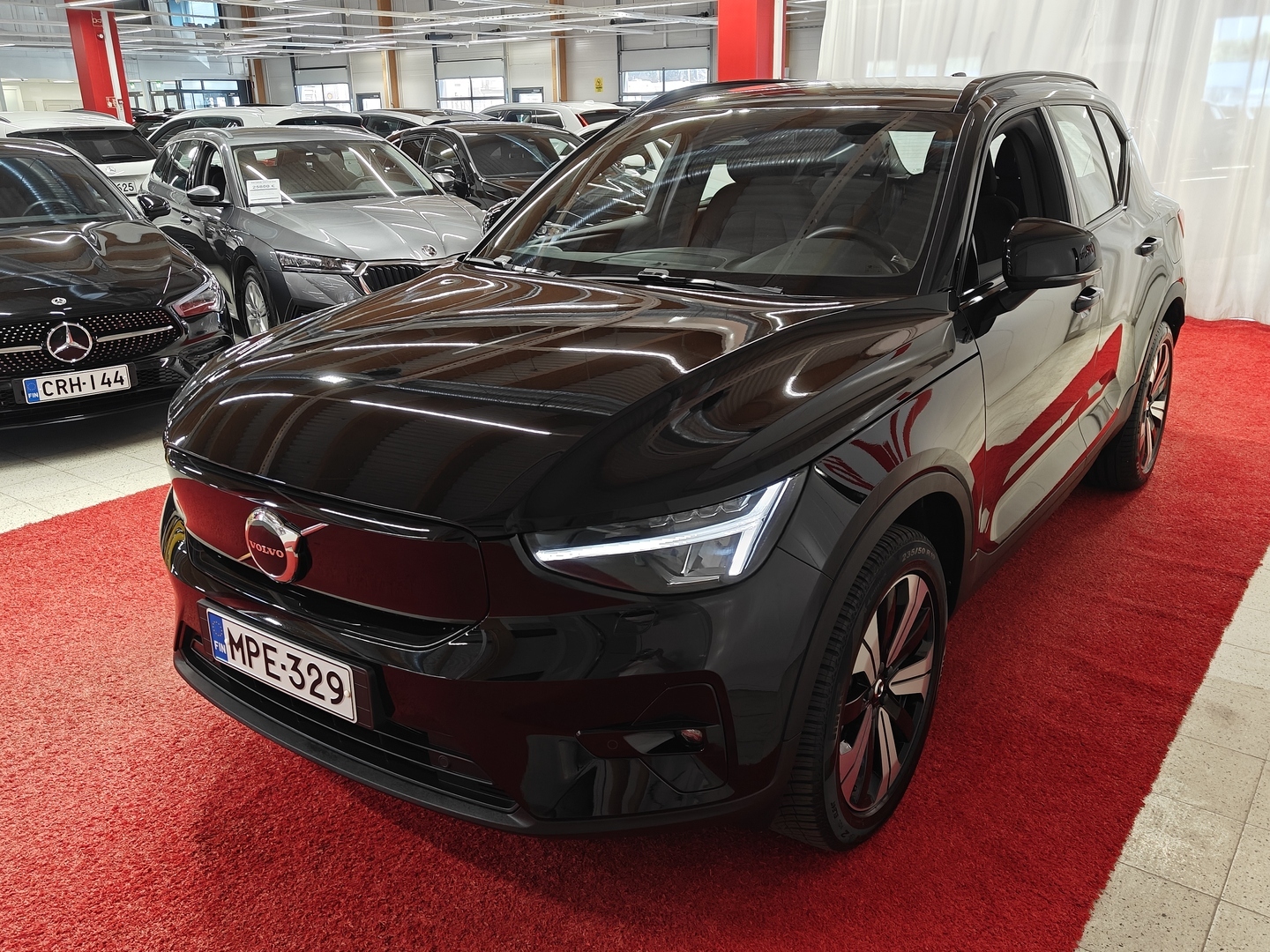 VOLVO XC40 2023