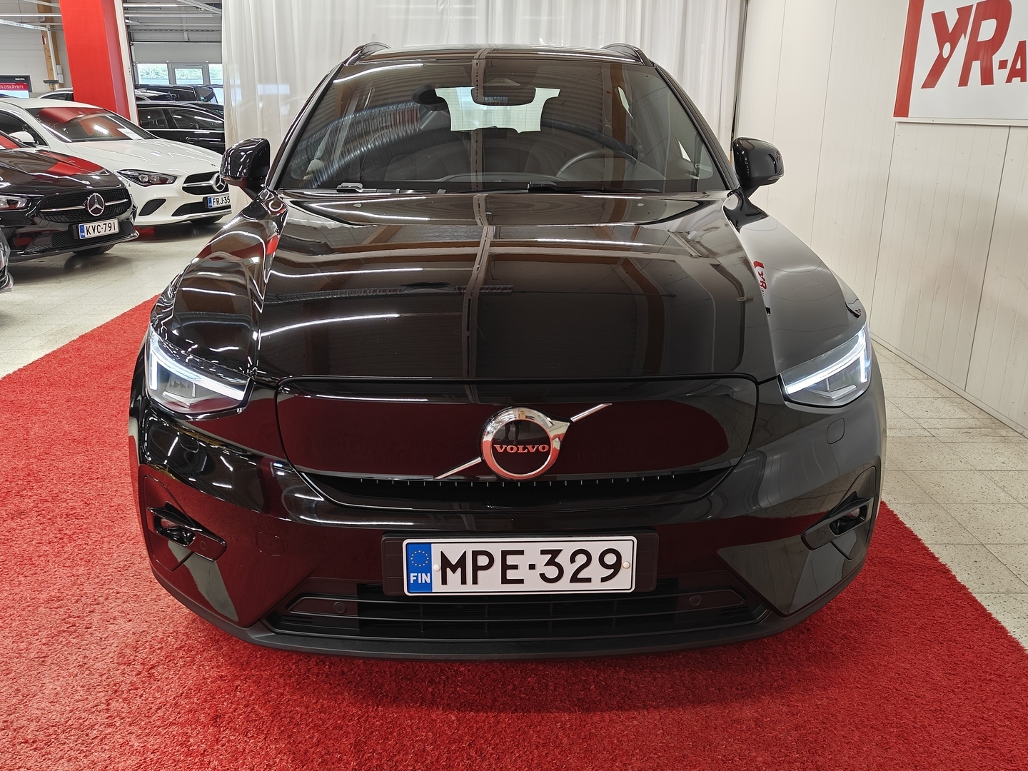 VOLVO XC40 2023