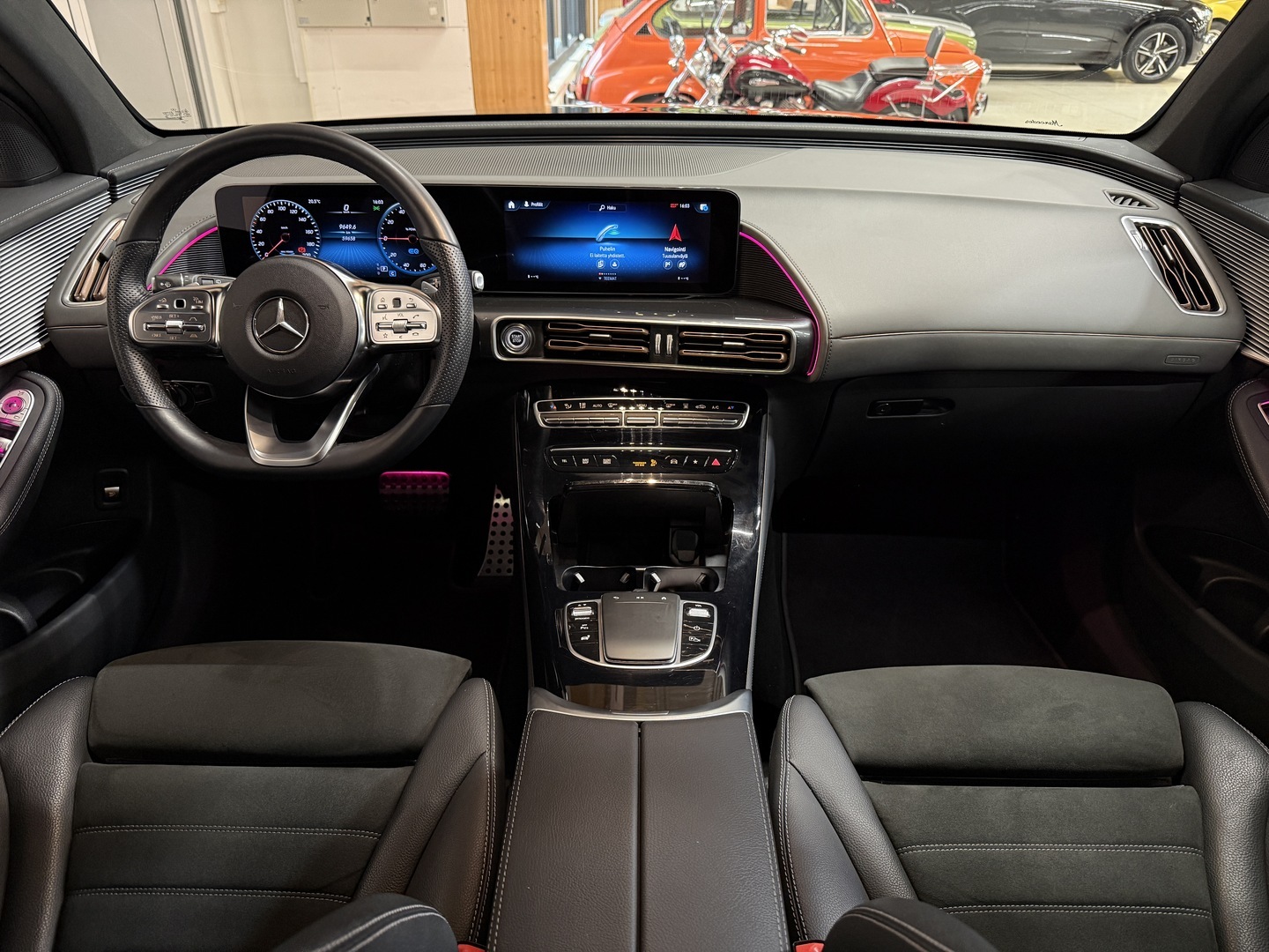 MERCEDES-BENZ EQC 2023