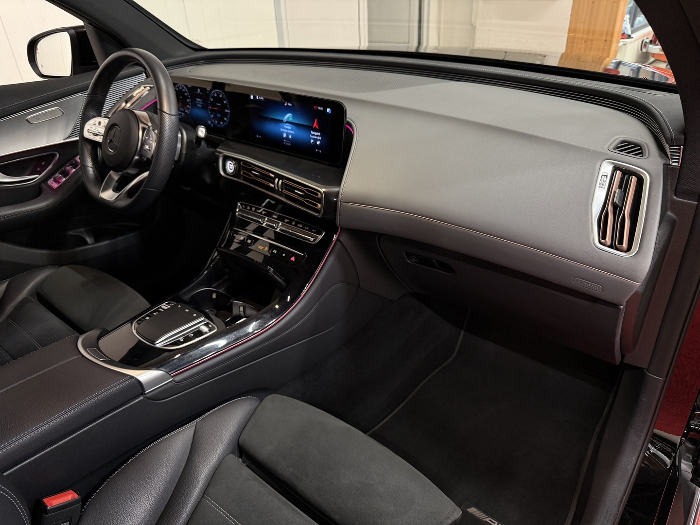 MERCEDES-BENZ EQC 2023