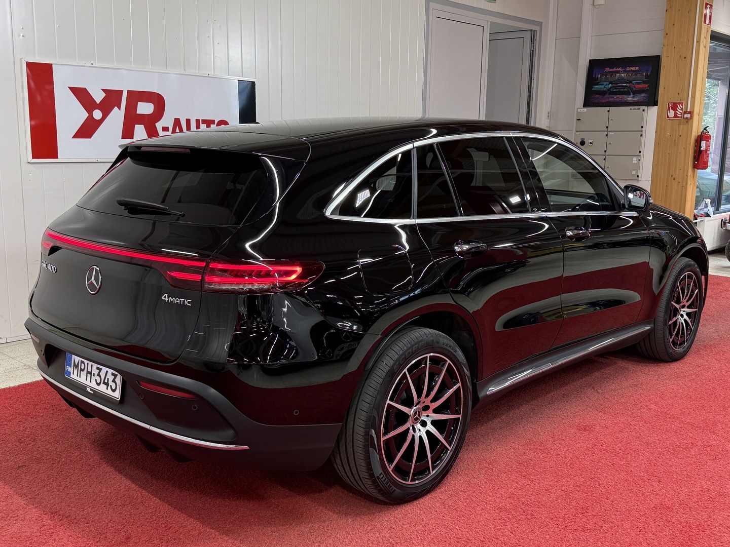 MERCEDES-BENZ EQC 2023