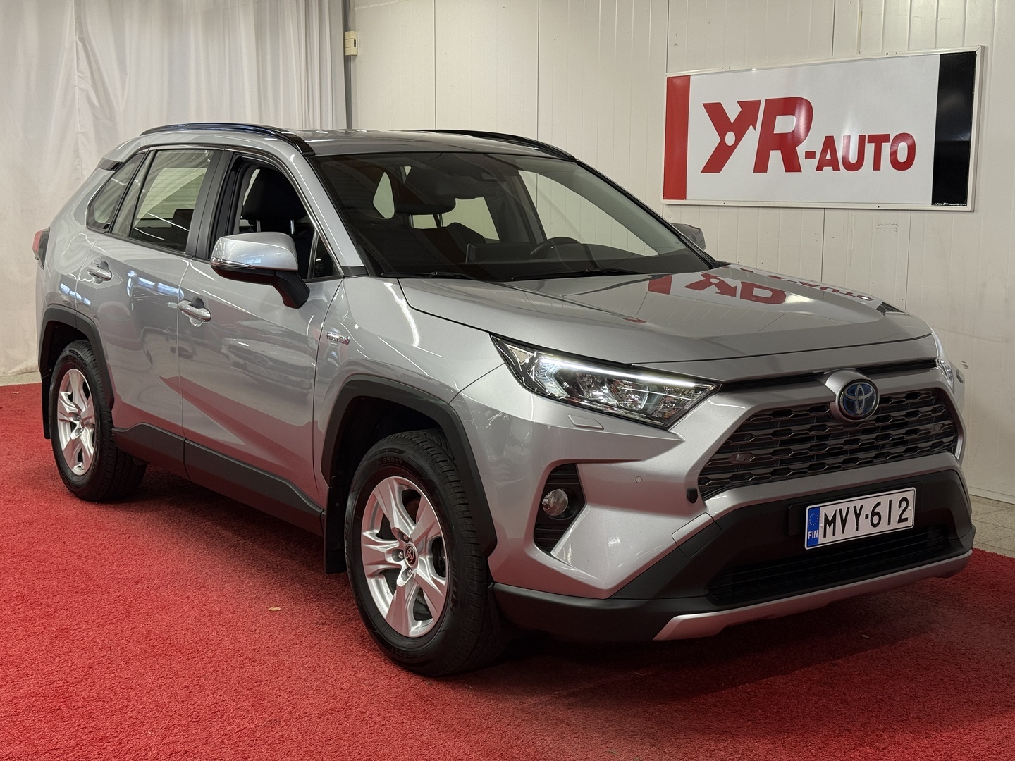 TOYOTA RAV4 2019