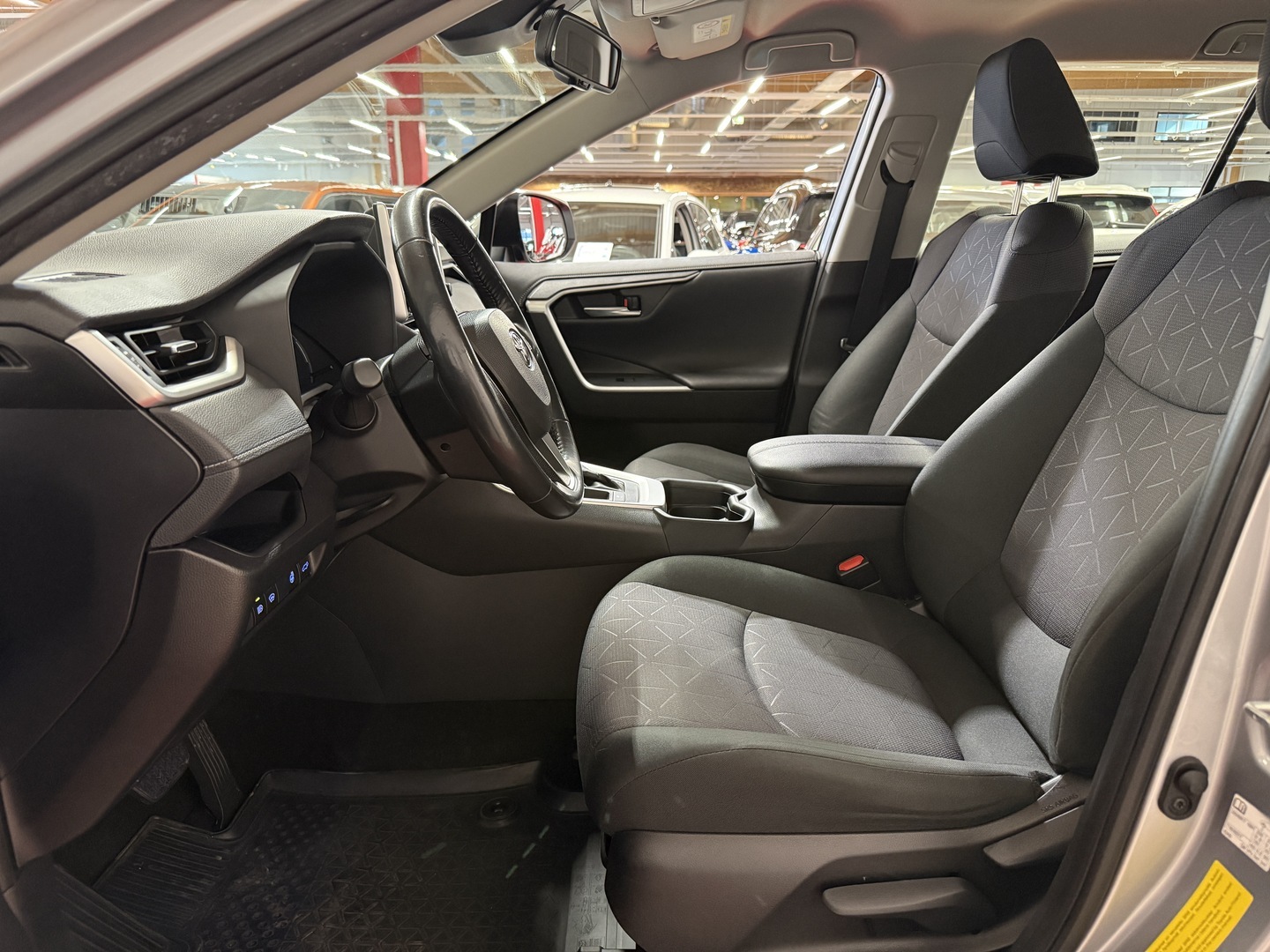 TOYOTA RAV4 2019